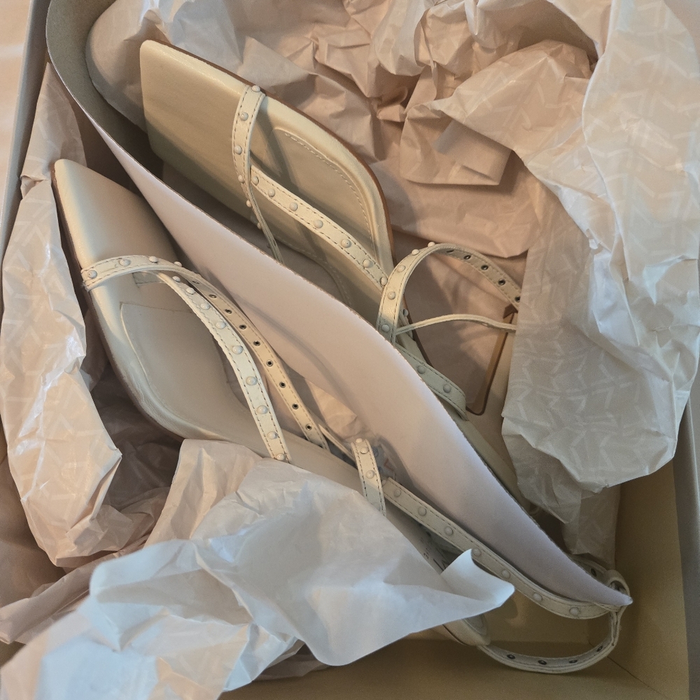 NWOT Marc Fisher women's shoes